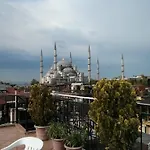 Lika Laleli Apartmanhotel