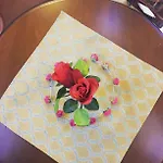 Lika Laleli Apartmanhotel