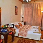 Lika Laleli Aparthotel 2*