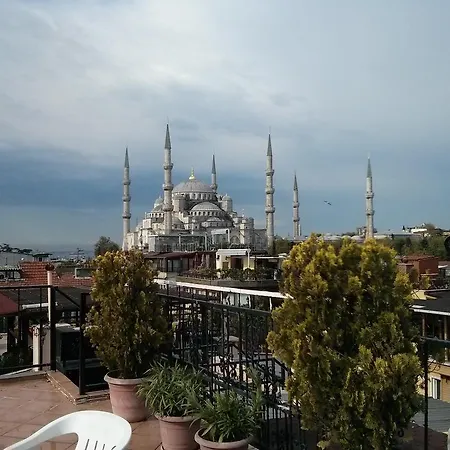 Lika Laleli Aparthotel