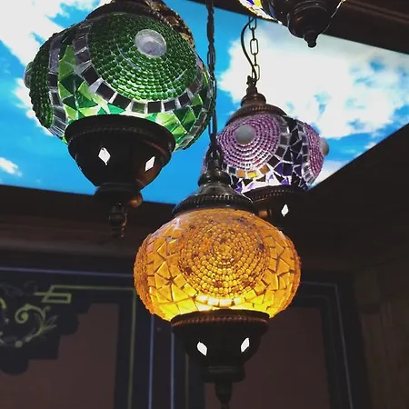 Apart-hotel Lika Laleli 2*