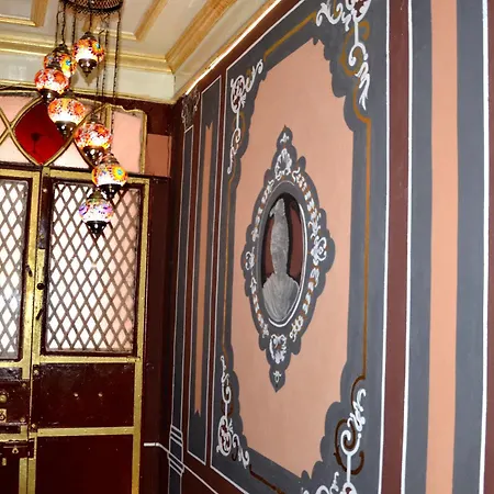 Lika Laleli Aparthotel